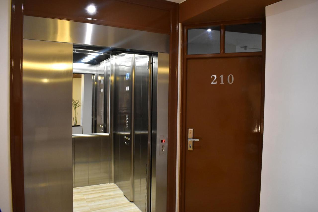 Hotel Royal Inn タクナ エクステリア 写真